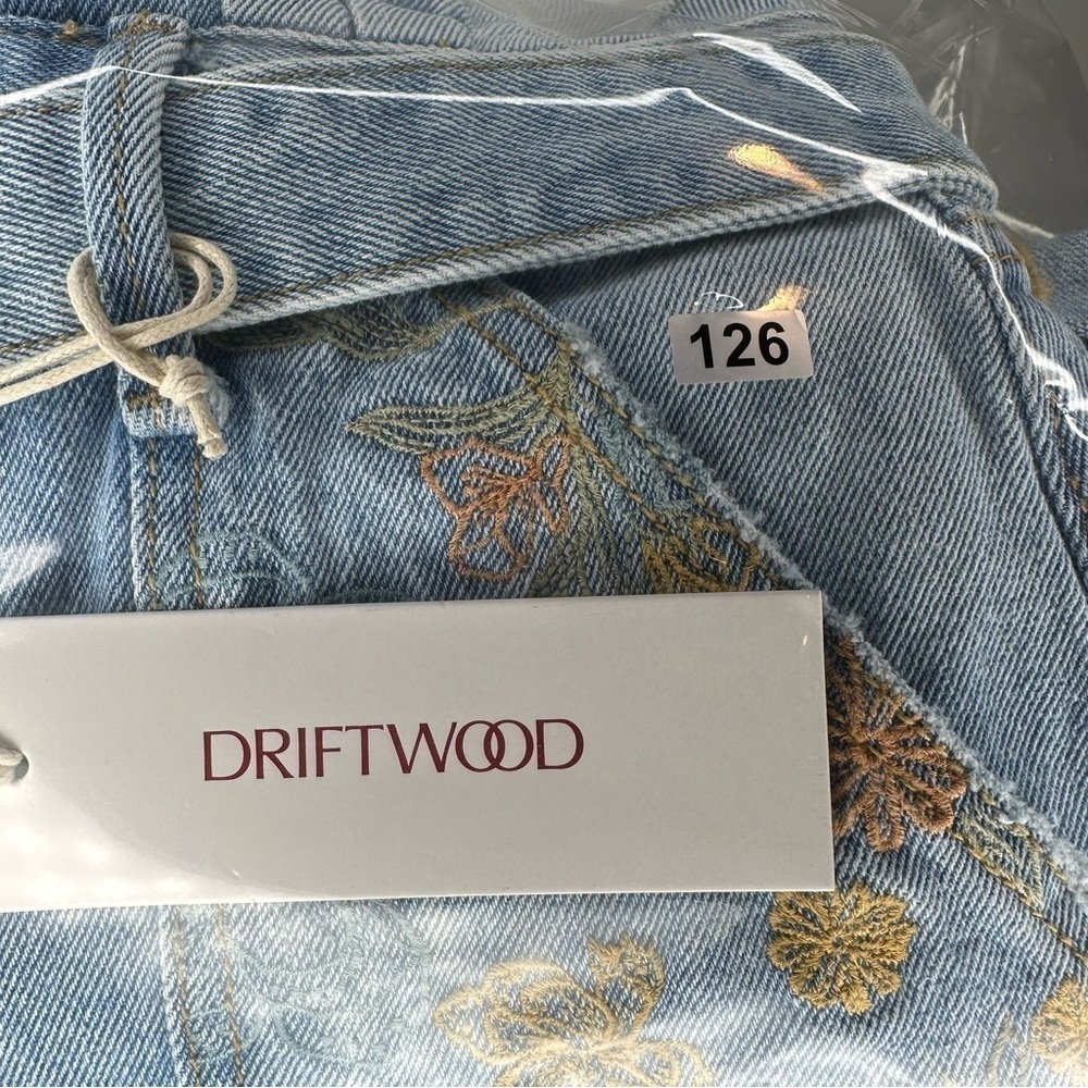 Driftwood Paperbag Denim Shorts Size 29 NWT - Picture 10 of 10
